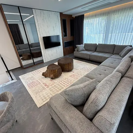 Villa Süper Vip Havuzlu Müstakil Odalar Banyolu *