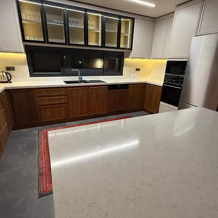 Süper Vip Havuzlu Müstakil Odalar Banyolu * Çeşme