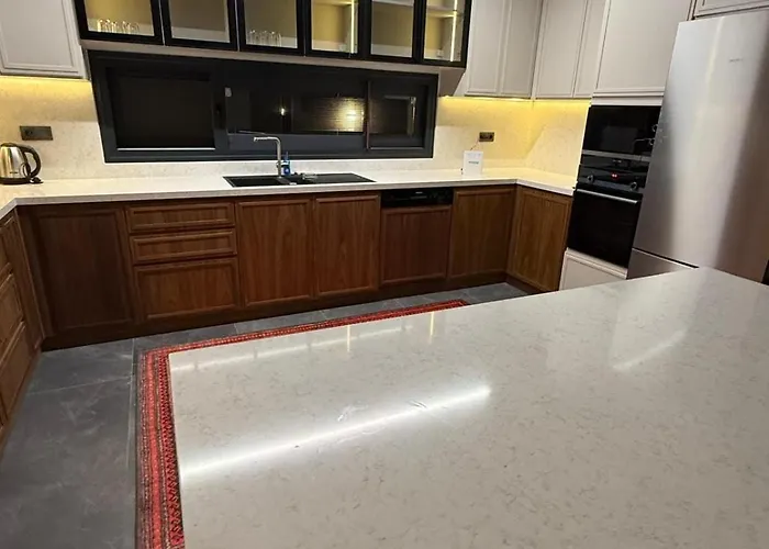 Sueper Vip Havuzlu Muestakil Odalar Banyolu * Кешме