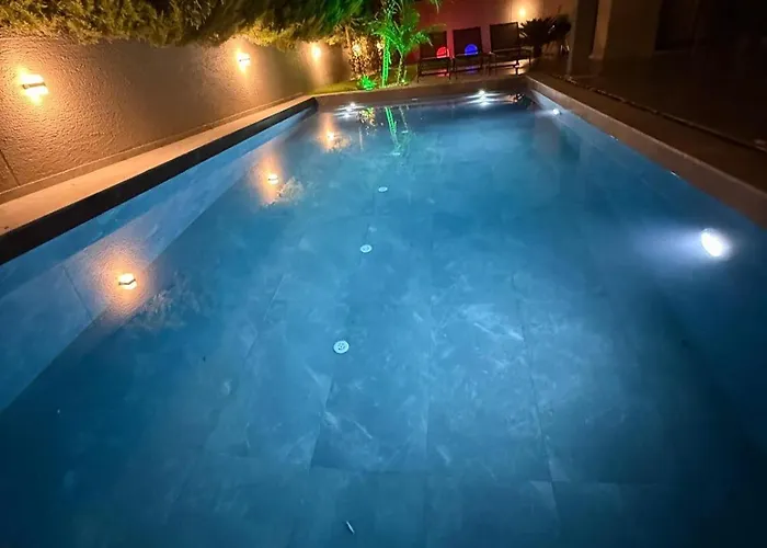 Sueper Vip Havuzlu Muestakil Odalar Banyolu Вилла