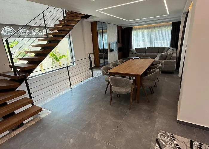 Sueper Vip Havuzlu Muestakil Odalar Banyolu * Кешме