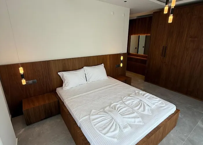 Вилла Sueper Vip Havuzlu Muestakil Odalar Banyolu Кешме